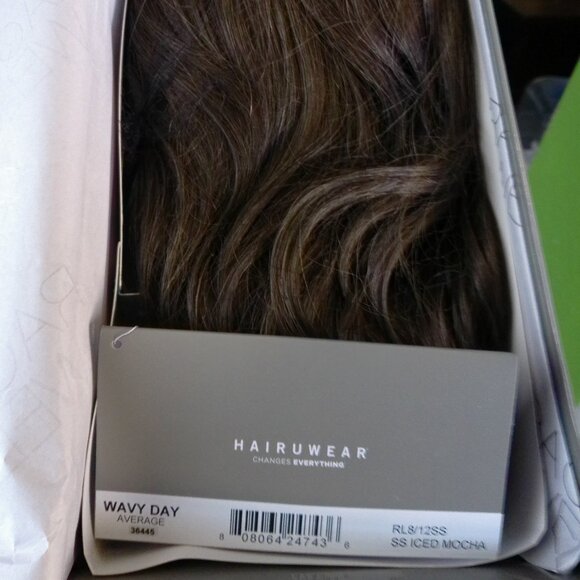 WAVY DAY wig, Raquel Welch, SS Iced Mocha, Lace Front, Mono Top, RL8/12SS, NEW - Picture 7 of 11